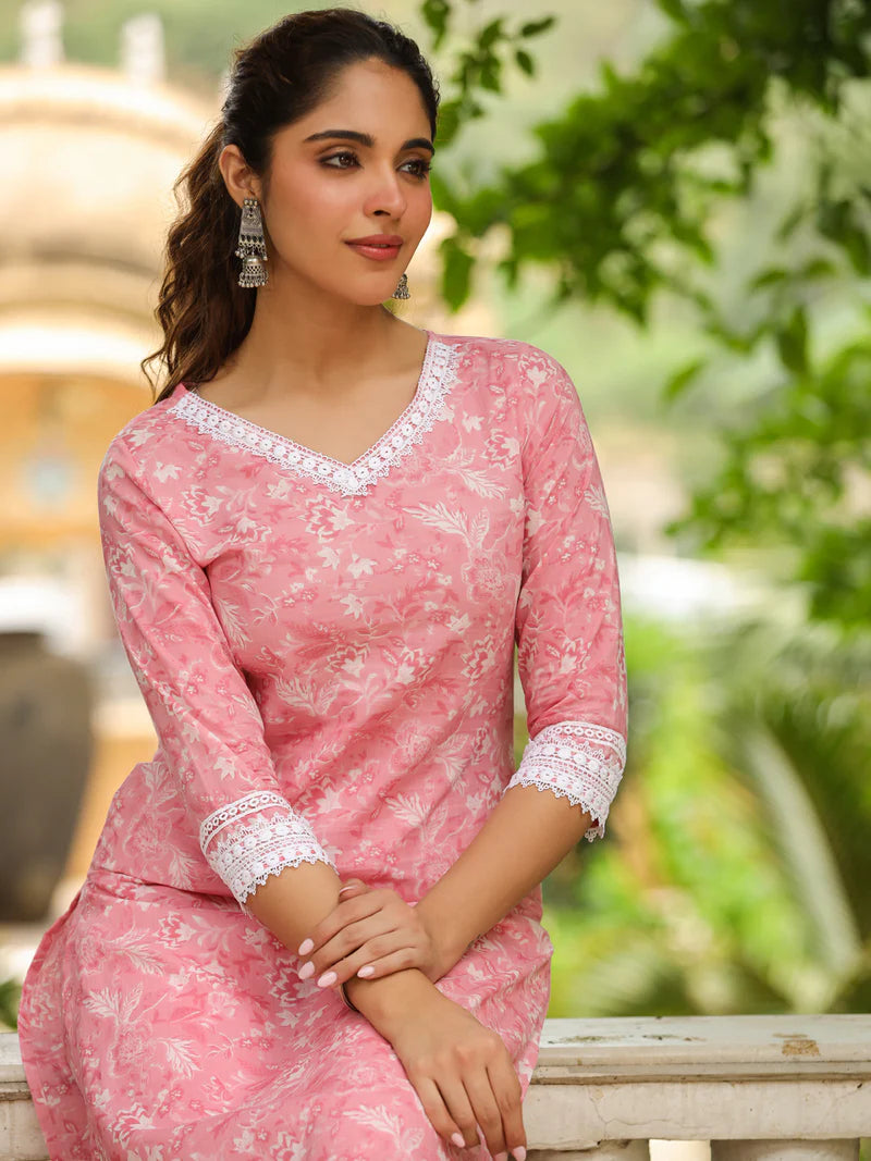 Pink Floral Printed Cotton Kurta Set in Regular Fit